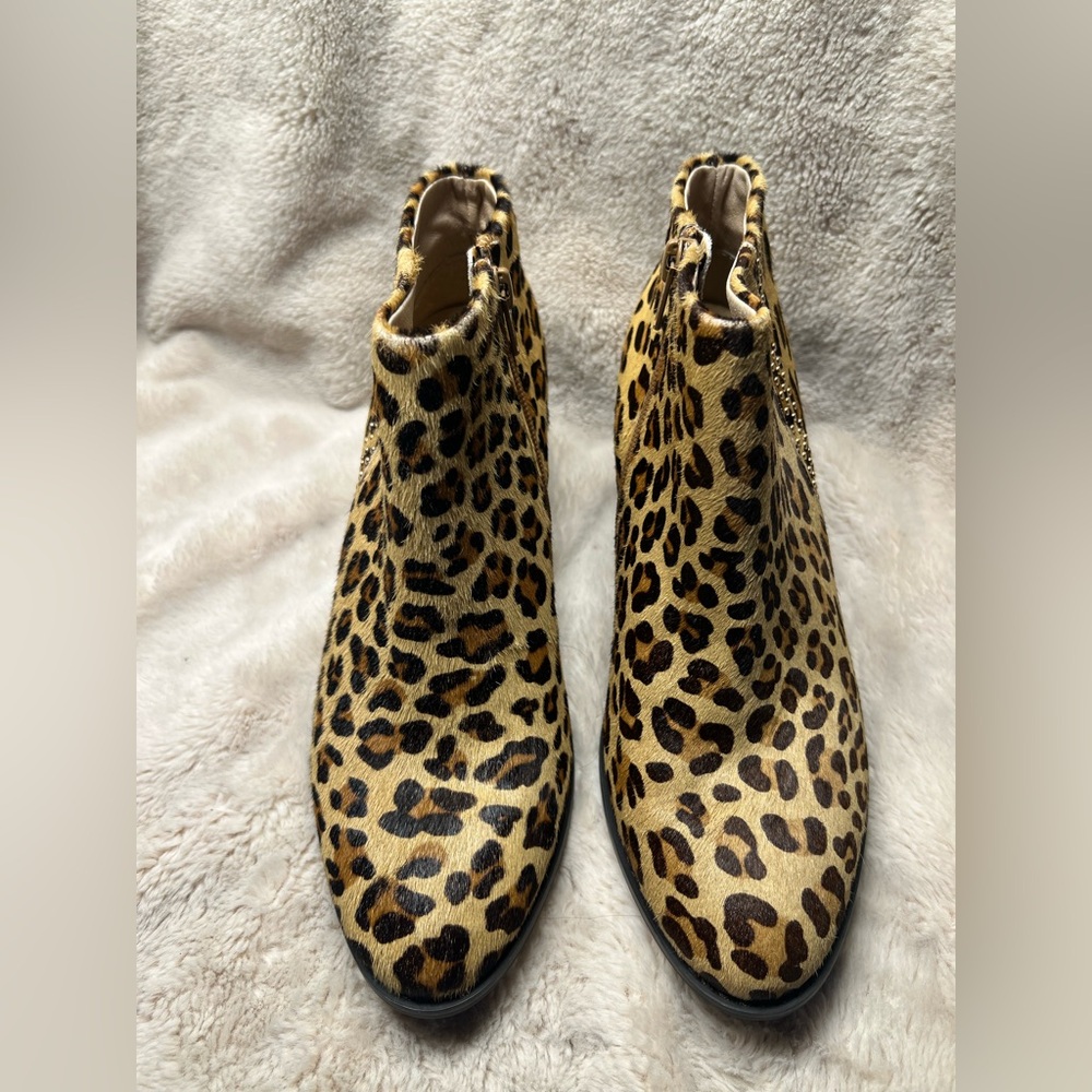 Vionic Georgia hair ankle boots in a leopard animal size 7 - Picture 3 of 7